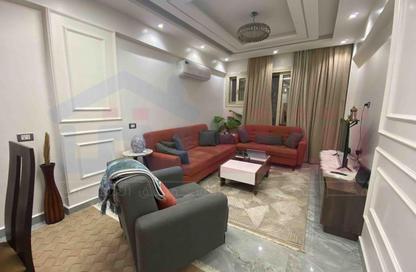 شقة - 2 غرف نوم - 2 حمامات للبيع في شارع إسكندر إبراهيم - ميامي - حي اول المنتزة - الاسكندرية