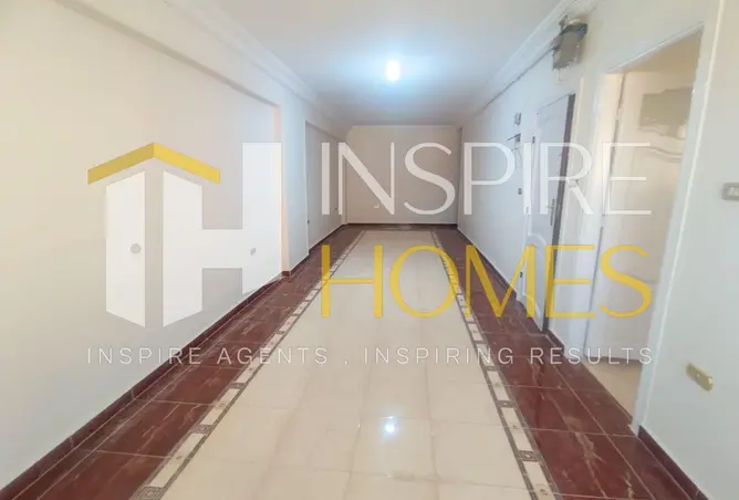 83669881 - Property Image 2