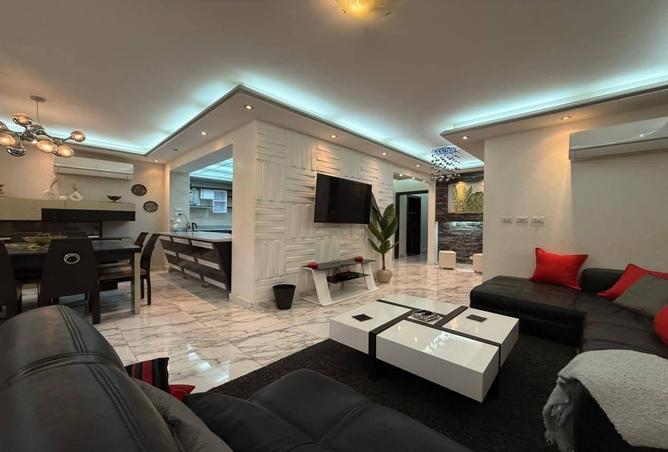 70621785 - Property Image 2