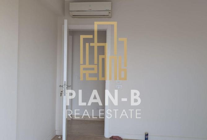 64132635 - صورة العقار 2