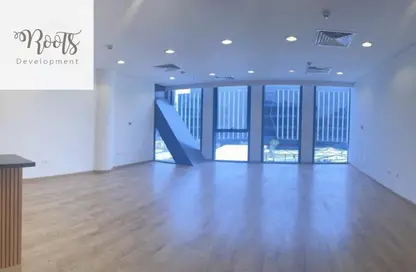 مساحات مكتبية - غرفة نوم - 1 حمام للايجار في ايستاون - كمبوندات التجمع الخامس - التجمع الخامس - مدينة القاهرة الجديدة - القاهرة