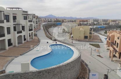 Chalet - 2 Bedrooms - 2 Bathrooms for sale in Makadi Heights - Makadi Orascom Resort - Makadi - Hurghada - Red Sea