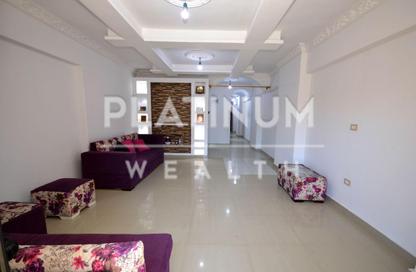 Apartment - 5 Bedrooms - 2 Bathrooms for sale in Al Mosheer Ahmed Ismail St. - Sidi Gaber - Hay Sharq - Alexandria