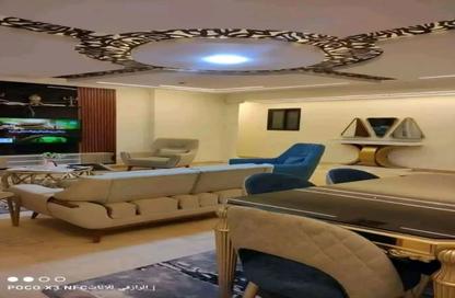 Apartment - 3 Bedrooms - 2 Bathrooms for rent in Hafez Ramadan St. - 6th Zone - Nasr City - Cairo