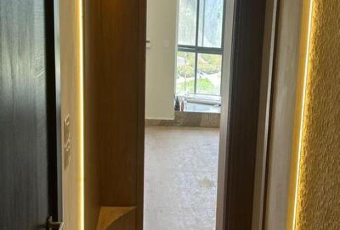 81560142 - Property Image 3