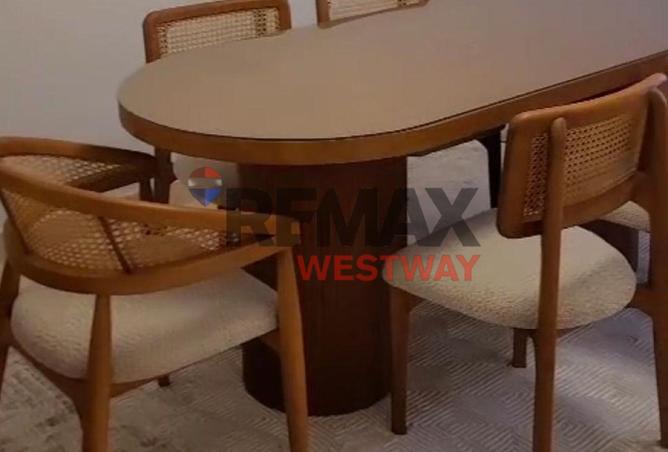 84244774 - Property Main Image