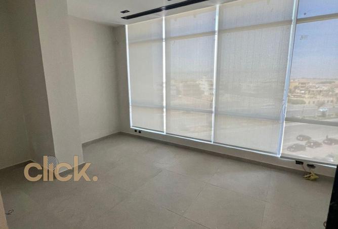 90731164 - Property Image 3