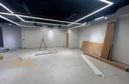 Office Space - Studio - 2 Bathrooms for rent in Mostafa Kamel Axis - The 1st Settlement - New Cairo City - Cairo