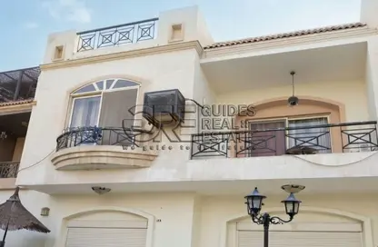 Villa - 3 Bedrooms - 4 Bathrooms for sale in Hadayek Al Mohandessin - 4th District - Sheikh Zayed City - Giza