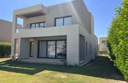 فيلا - 4 غرف نوم - 6 حمامات للبيع في أزهى - العين السخنة - السويس