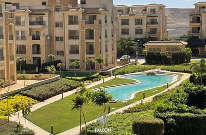 Apartment - 4 Bedrooms - 3 Bathrooms for sale in Stone Residence - 5th Settlement Compounds - The 5th Settlement - New Cairo City - Cairo
