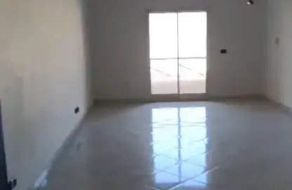 Apartment - 2 Bedrooms - 1 Bathroom for sale in Hadayek Al Mohandessin - 4th District - Sheikh Zayed City - Giza Apartment - 2 Bedrooms - 1 Bathroom for sale in Hadayek Al Mohandessin - 4th District - Sheikh Zayed City - Giza