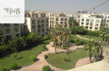 Apartment - 2 Bedrooms - 2 Bathrooms for sale in Hadayek Al Mohandessin - 4th District - Sheikh Zayed City - Giza