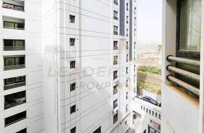 شقة - 3 غرف نوم - 2 حمامات للبيع في شارع مدرسة الريادة - سموحة - حي شرق - الاسكندرية
