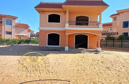 Villa - 3 Bedrooms - 3 Bathrooms for sale in Privado - Madinaty - Cairo