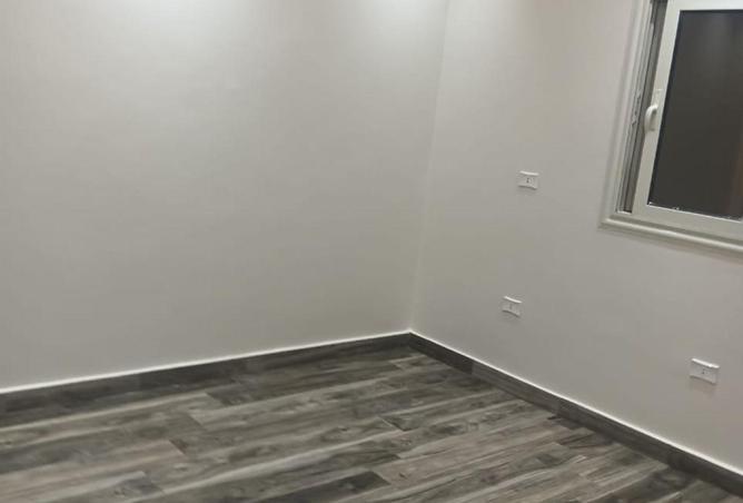 56987852 - Property Image 2