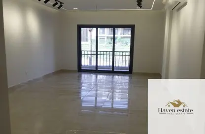 شقة - 3 غرف نوم - 3 حمامات للايجار في مون ريزيدنس - فيفث سكوير - التجمع الخامس - مدينة القاهرة الجديدة - القاهرة