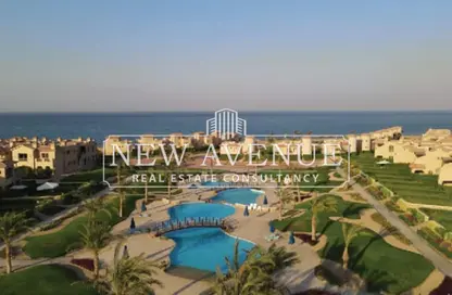 Chalet - 2 Bedrooms - 2 Bathrooms for sale in La Vista 6 - La Vista - Al Ain Al Sokhna - Suez