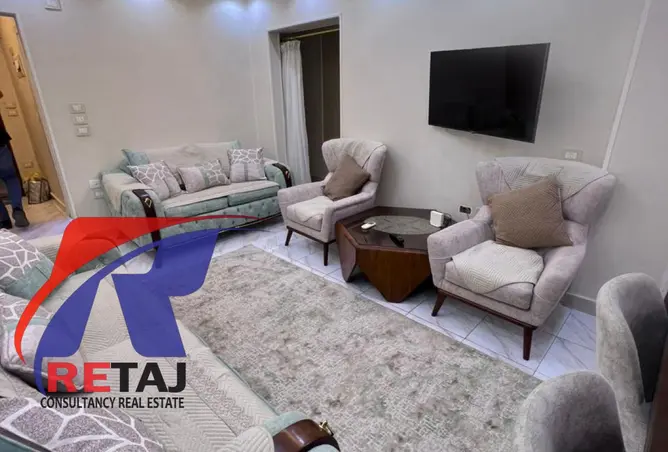 98012218 - Property Image 3