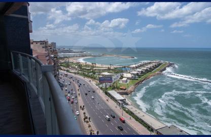 Apartment - 4 Bedrooms - 4 Bathrooms for sale in Al Geish Road - Laurent - Hay Sharq - Alexandria