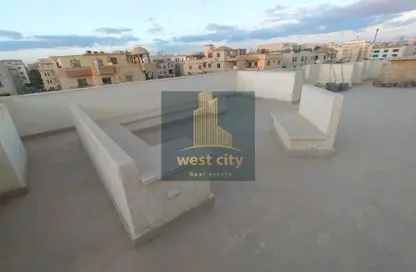 Apartment - 4 Bedrooms - 4 Bathrooms for sale in Beverly Hills - Sheikh Zayed Compounds - Sheikh Zayed City - Giza