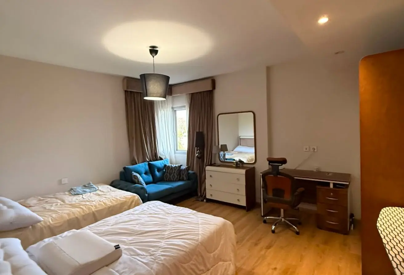 114885825 - Property Main Image