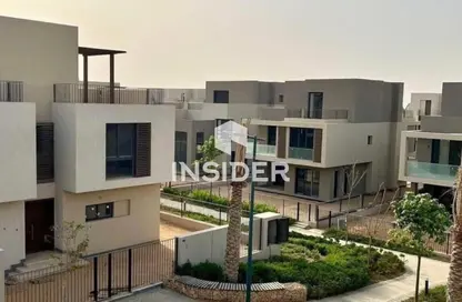 Townhouse - 3 Bedrooms - 4 Bathrooms for sale in Sodic East - 6th District - New Heliopolis - Cairo