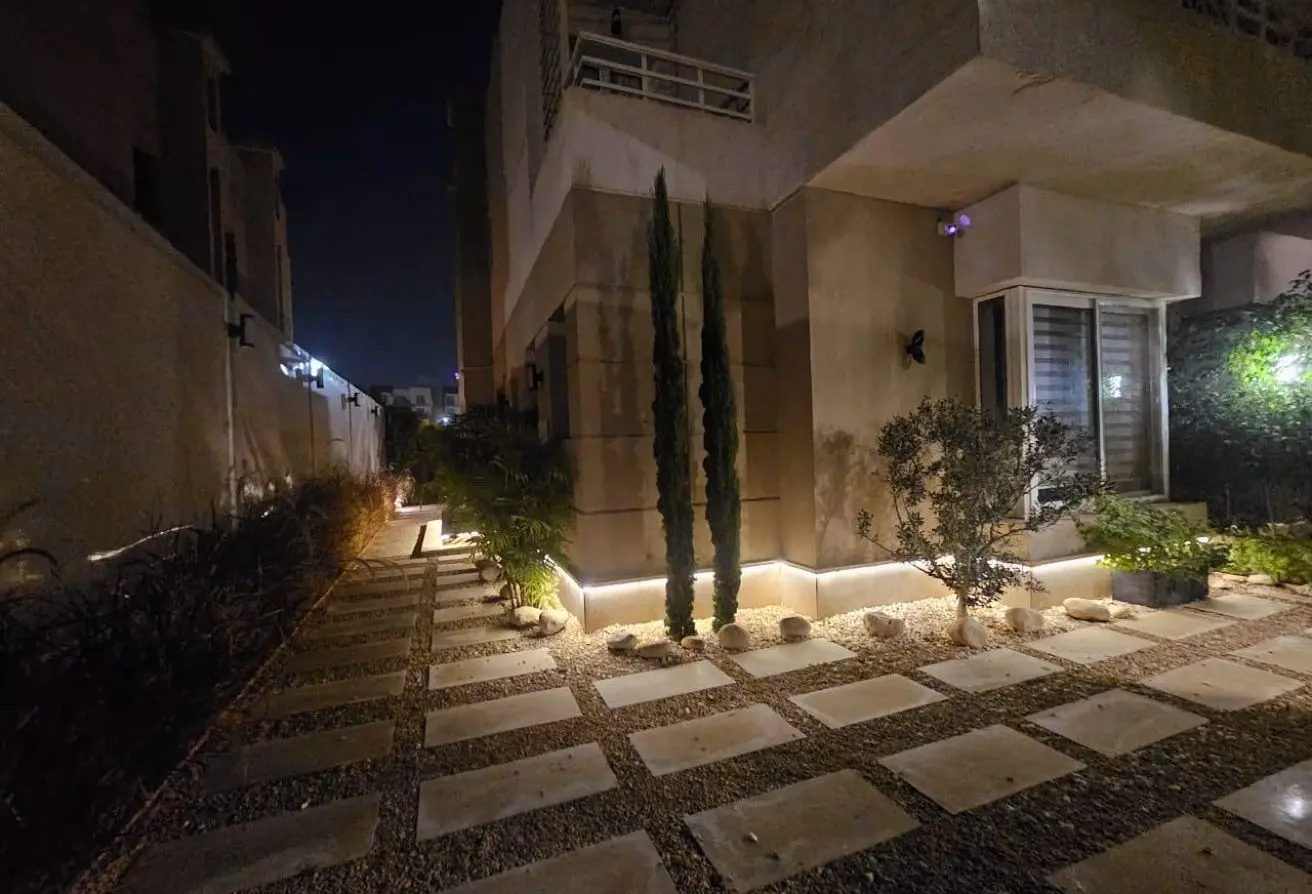 112977981 - Property Main Image