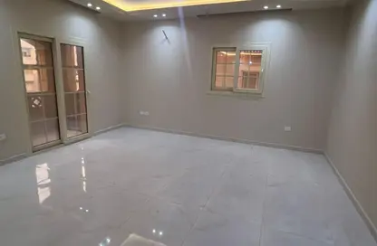 Apartment - 3 Bedrooms - 2 Bathrooms for rent in Mohamed Naguib Axis - Abou El Houl - New Cairo City - Cairo