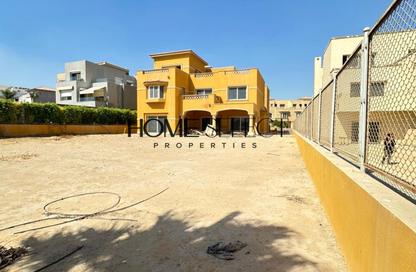 فيلا - 6 - 7+ للبيع في جولف فيوز - طريق مصر اسكندرية الصحراوي - مدينة 6 أكتوبر - الجيزة