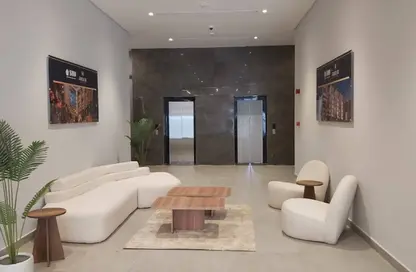 مساحات مكتبية - 2 غرف نوم - 2 حمامات للبيع في الحى المالى - العاصمة الإدارية الجديدة - القاهرة