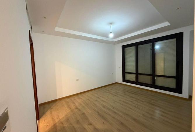 66423493 - صورة العقار 3