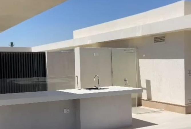 97997889 - Property Image 3