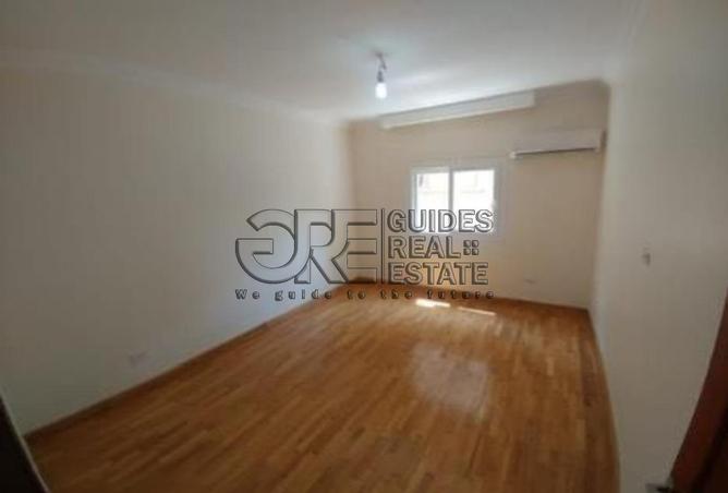 64126685 - Property Image 3