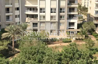Apartment - 2 Bedrooms - 3 Bathrooms for sale in Hyde Park - New Cairo City - Cairo