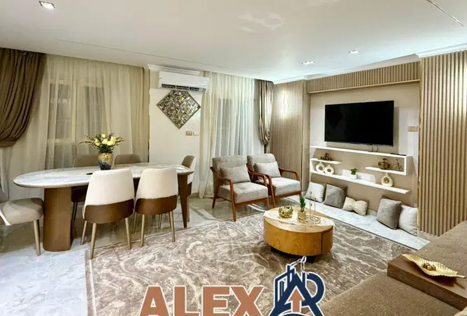 87206633 - Property Image 2