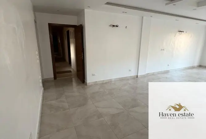 120874604 - Property Image 3