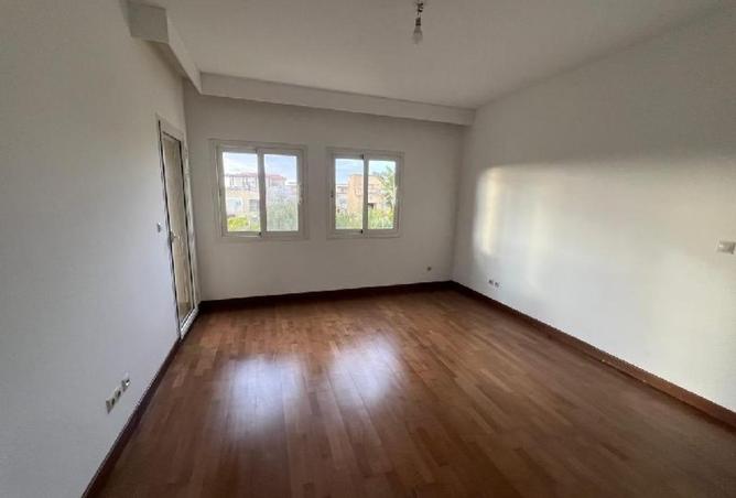 8609657 - Property Image 2