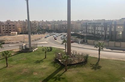 Apartment - 3 Bedrooms - 2 Bathrooms for sale in 10th District - Sheikh Zayed City - Giza