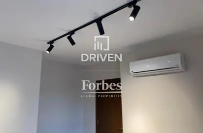 Apartment - 3 Bedrooms - 3 Bathrooms for sale in Park Side Residence - Zed Towers - Sheikh Zayed Compounds - Sheikh Zayed City - Giza