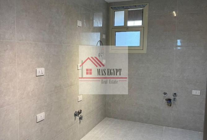 68782316 - Property Image 3