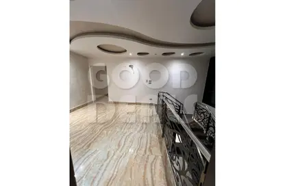 دوبلكس - 3 غرف نوم - 3 حمامات للبيع في الشطر العاشر - زهراء المعادي - حي المعادي - القاهرة