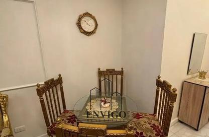 شقة - 2 غرف نوم - 1 حمام للبيع في طريق النصر - المنطقة الأولى - مدينة نصر - القاهرة