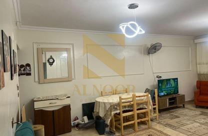 Apartment - 2 Bedrooms - 1 Bathroom for rent in Street 20 - 13th District - Sheikh Zayed City - Giza