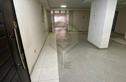 Office Space - Studio - 2 Bathrooms for rent in Zezenia - Hay Sharq - Alexandria