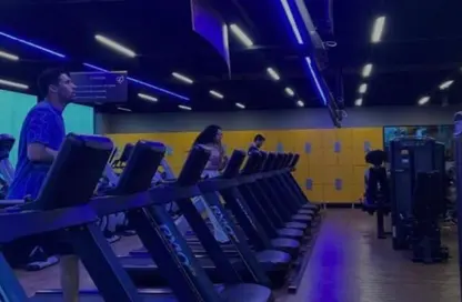 محل تجاري - استوديو - 1 حمام للايجار في وسط القاهرة الجديدة - شارع التسعين الشمالي - التجمع الخامس - مدينة القاهرة الجديدة - القاهرة