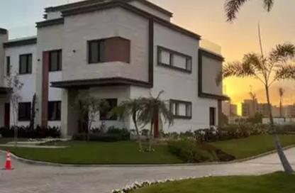 Villa - 4 - 5 for sale in Azzar - 5th Settlement Compounds - The 5th Settlement - New Cairo City - Cairo