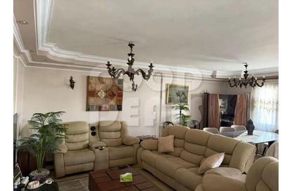 Apartment - 3 Bedrooms - 2 Bathrooms for sale in Abbas Al Akkad St. - 1st Zone - Nasr City - Cairo