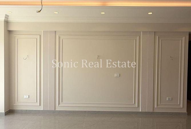 57242627 - Property Image 2