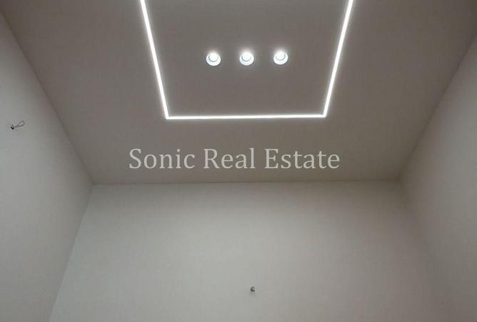 57242627 - Property Image 3